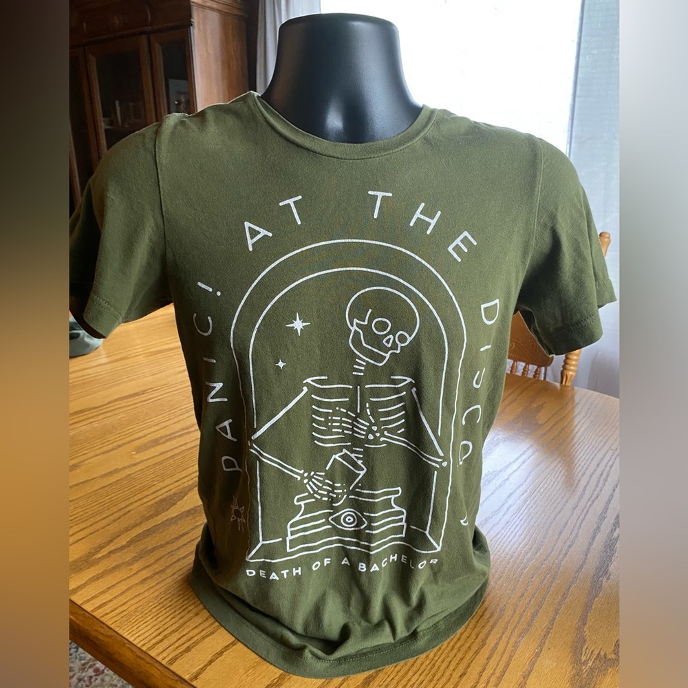 Panic at the Disco Vintage tee shirt woman’s Medium Military Green. Excellent